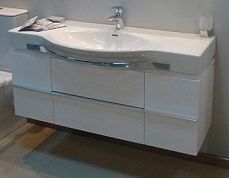 Раковина LAUFEN PALACE 8.1270.4.000.104.1