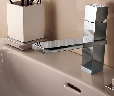 Смеситель для раковины Bossini Cube Z004301 Хром фото 3