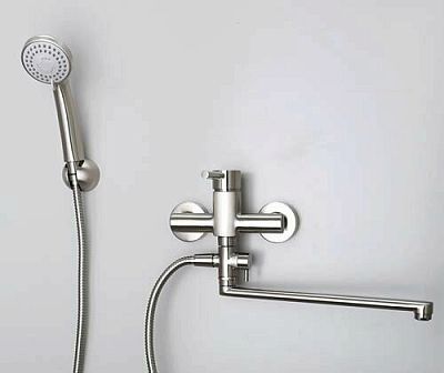 Wern 4202L Смеситель для ванны с длинным изливом фото 3